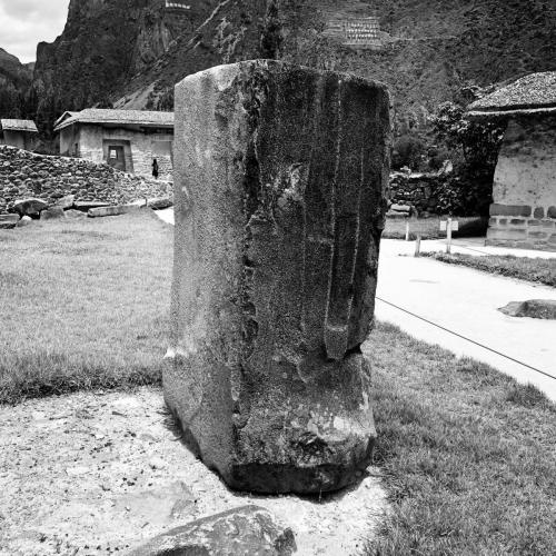 Ollantaytambo stone with scoop marks